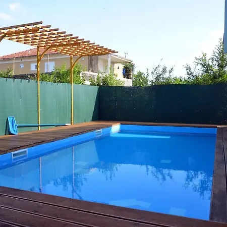 Apartmán Family-friendly With Swimming Pools Kastel Kambelovac, - 20935