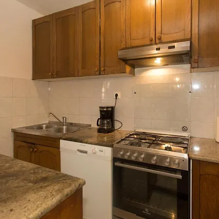 Family-friendly With Swimming Pools Kastel Kambelovac, - 20935 Apartment Kaštela